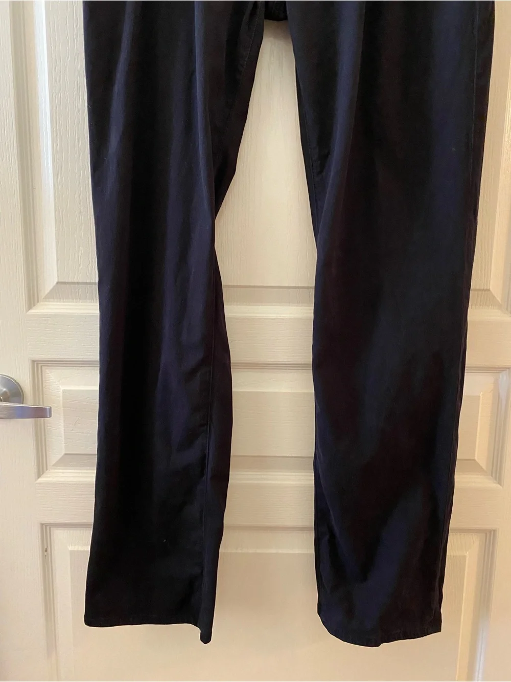AG Men’s Graduate Tailored Leg Jeans/Pants in Black - 38x34